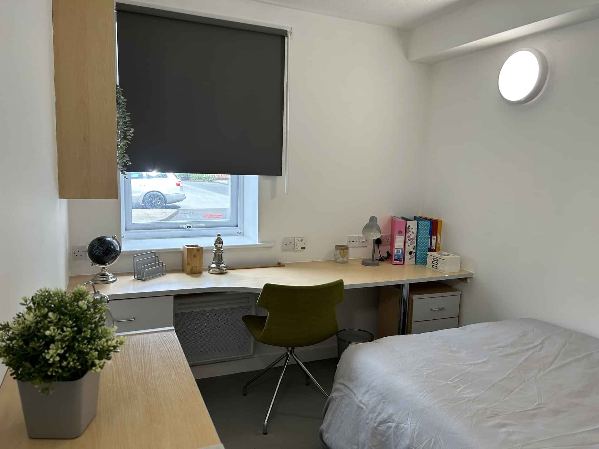 Ground Floor Deluxe En-Suite - Image 5