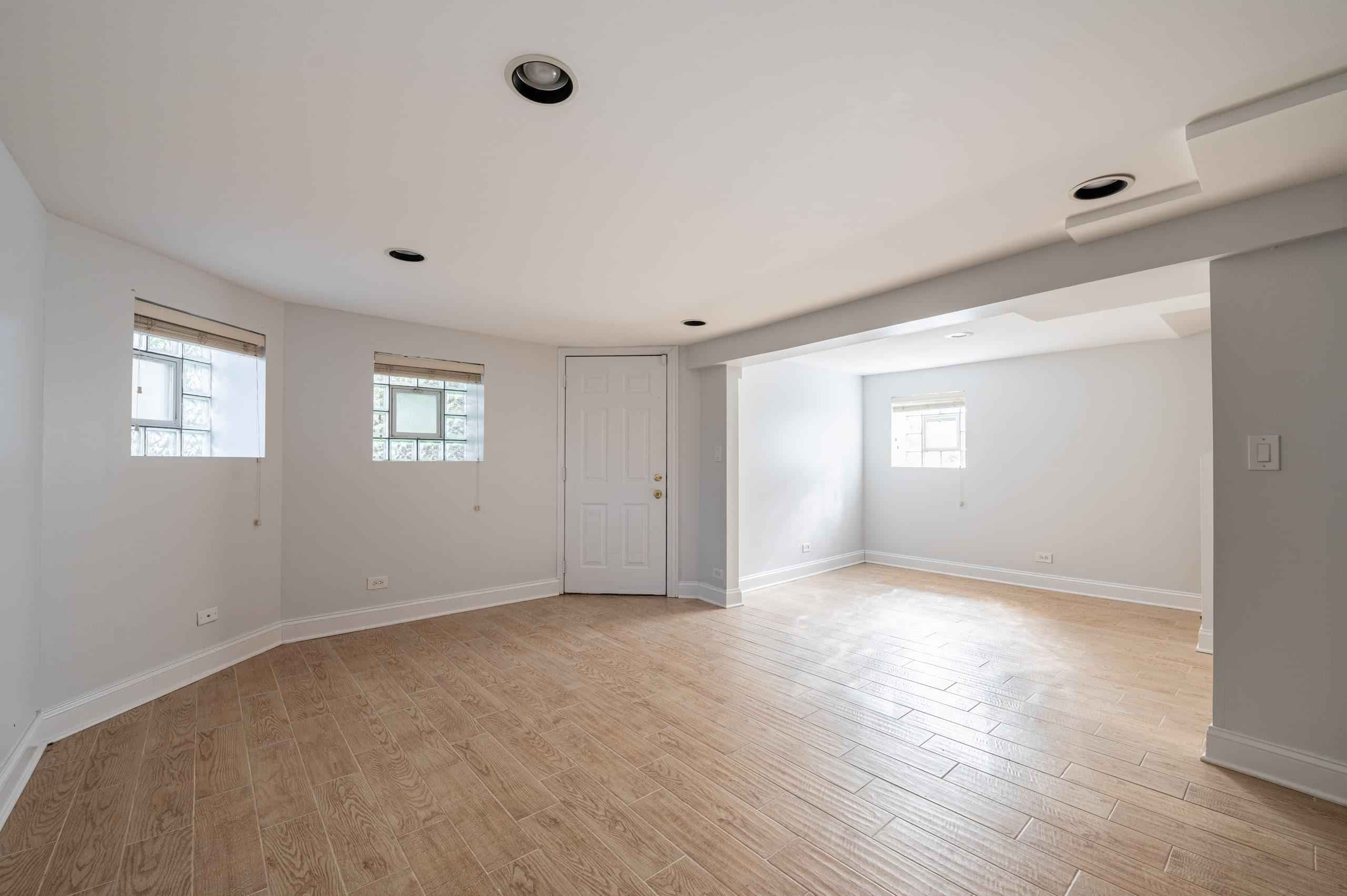 #1568C : Logan Square - Image 9