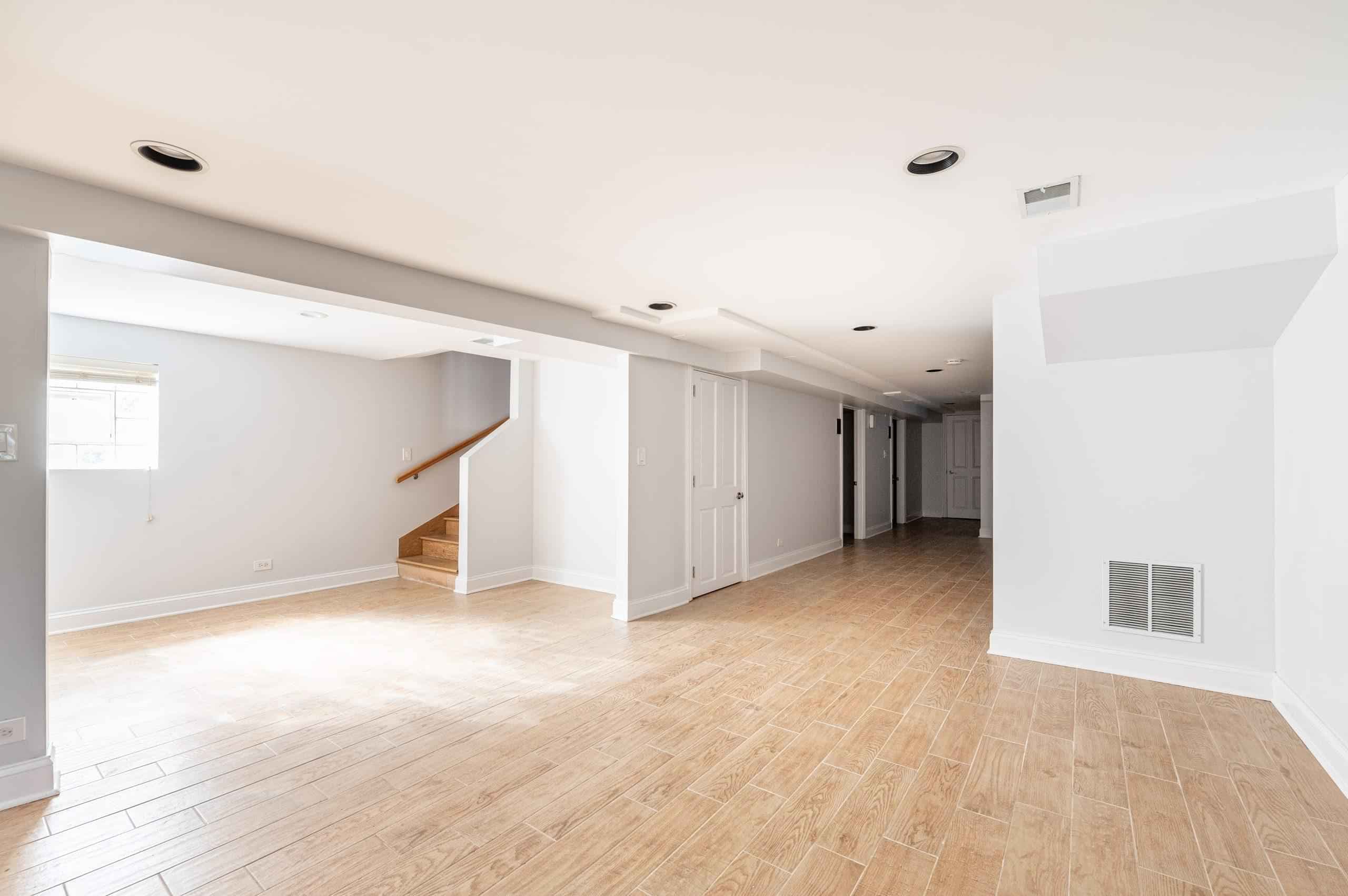 #1568C : Logan Square - Image 13