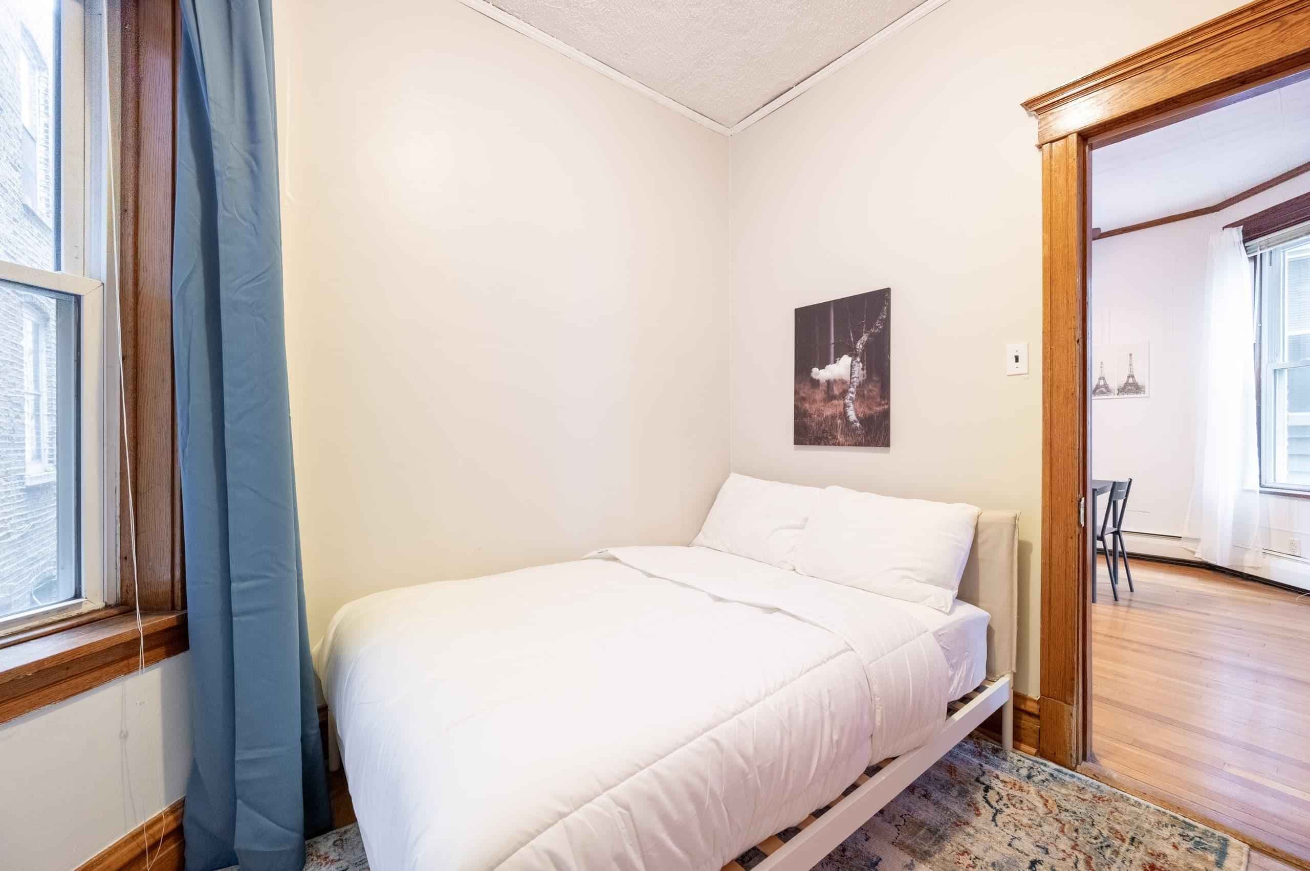 #1664A : Irving Park - Image 9