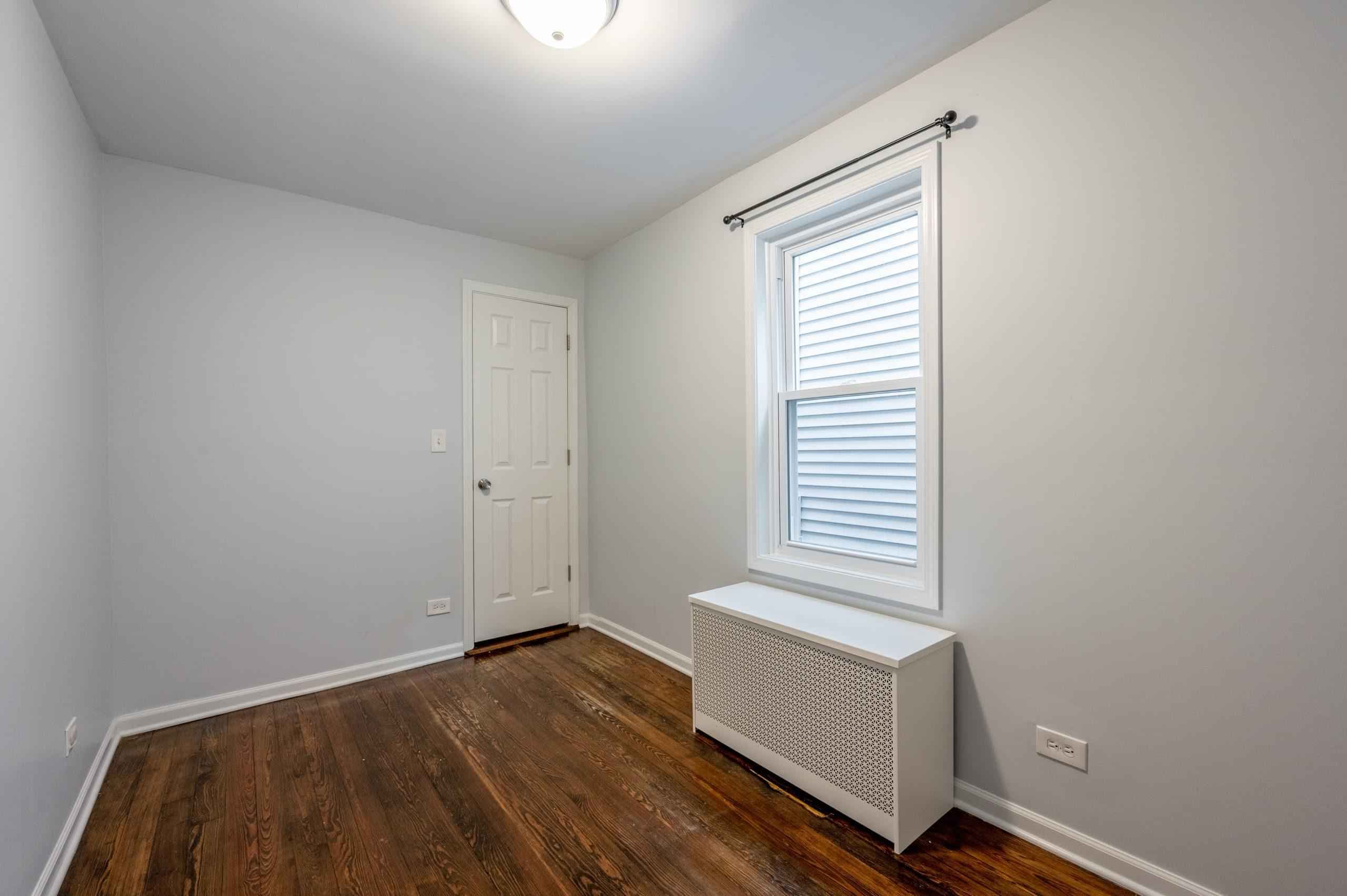 #1629C : Logan Square - Image 10