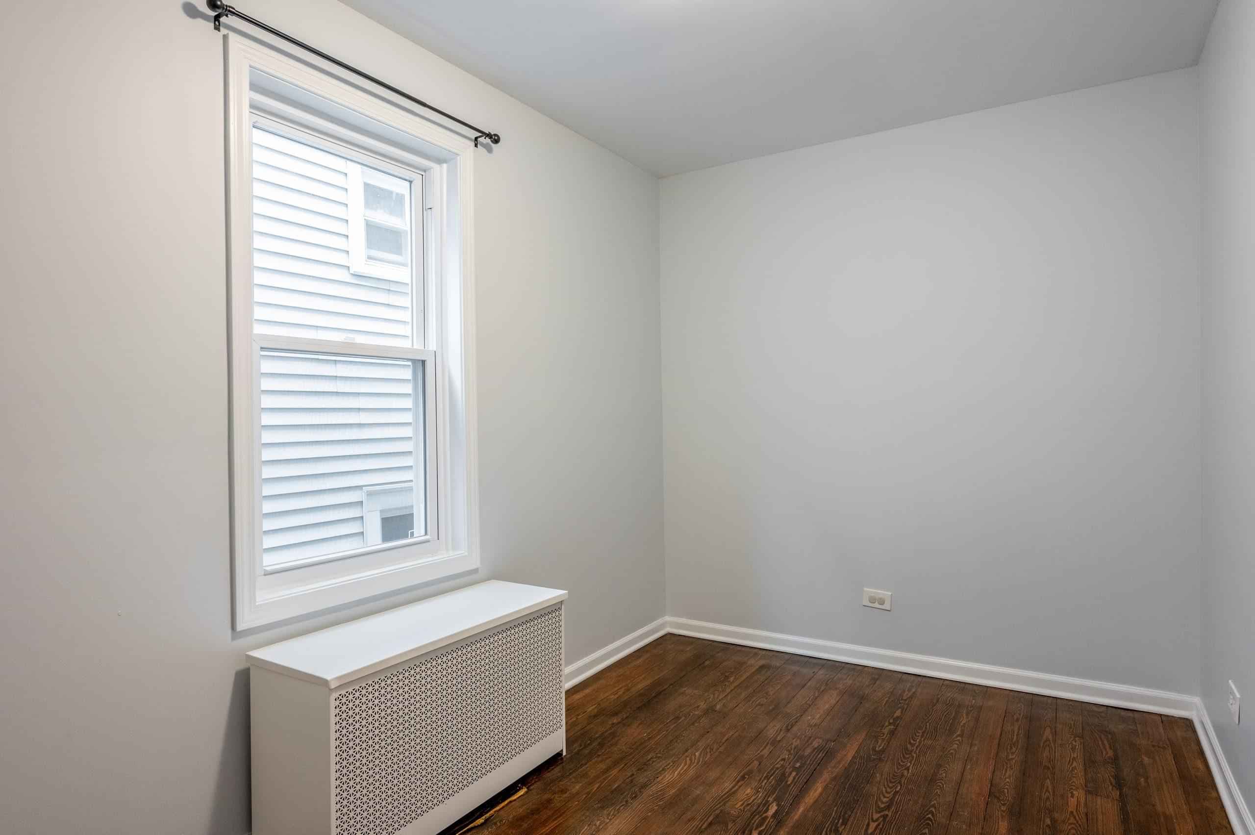 #1629C : Logan Square - Image 13