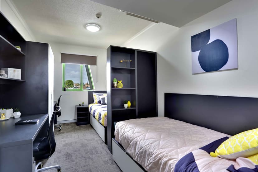 Twin Shared Apartment - Image 1