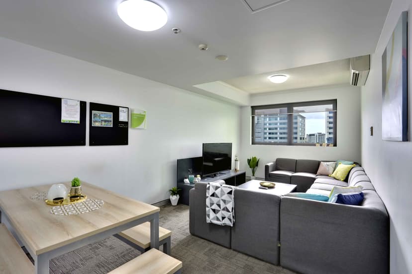 Twin Shared Apartment - Image 3