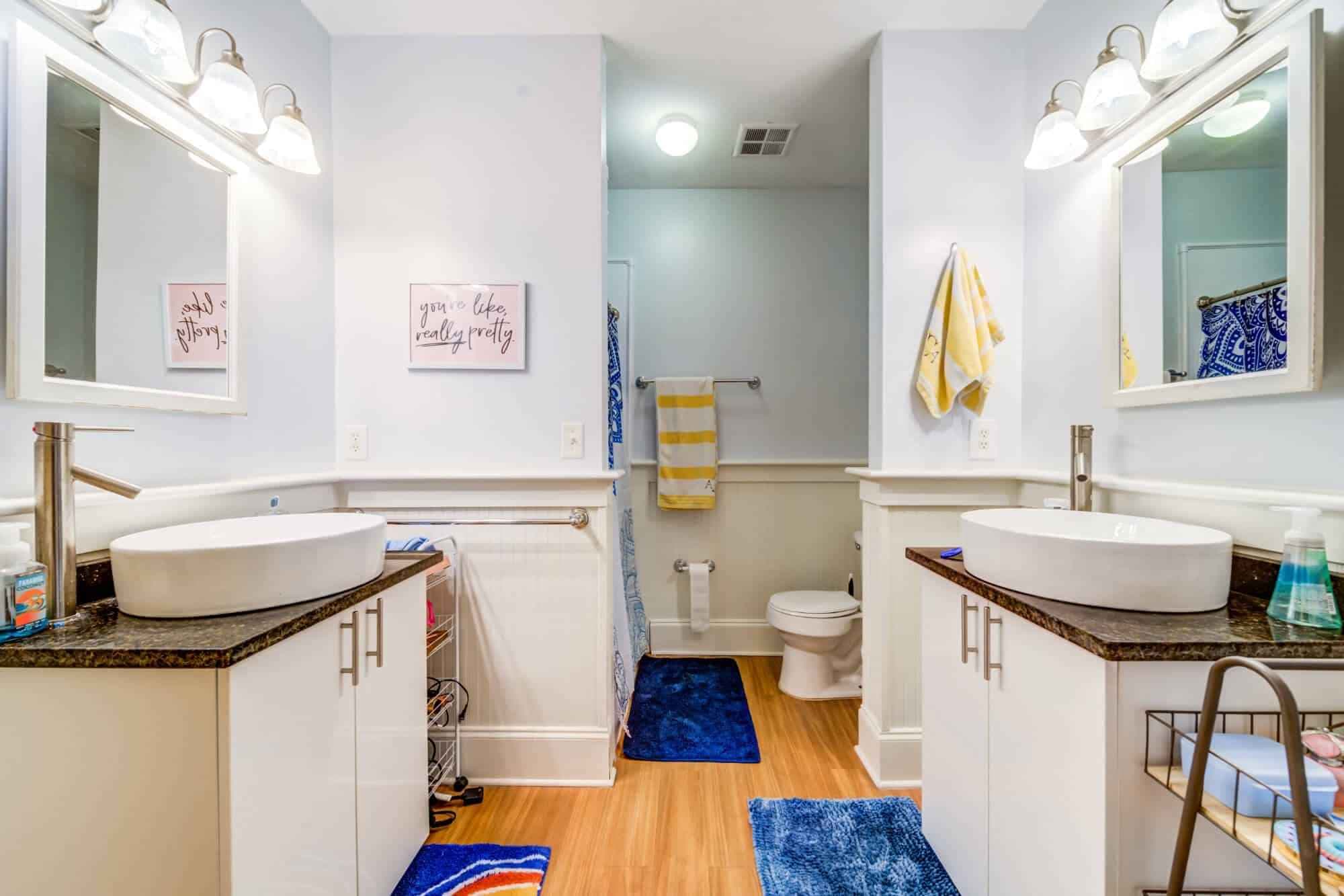 Private Room (4 Bed - 2 Bath) - Image 8