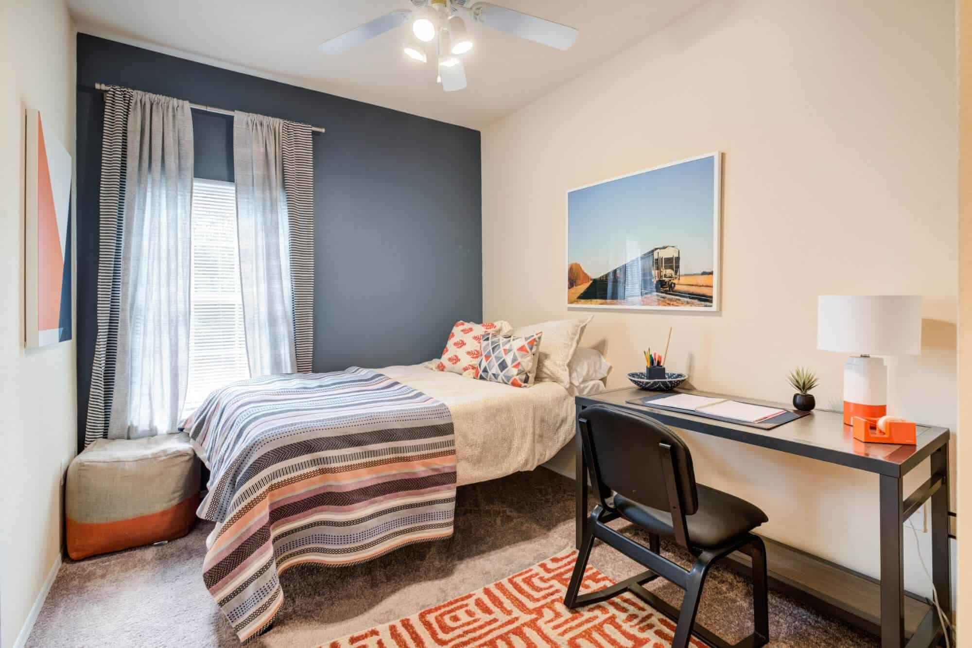 Private Room - Premium (4 Bed - 4 Bath) - Image 5