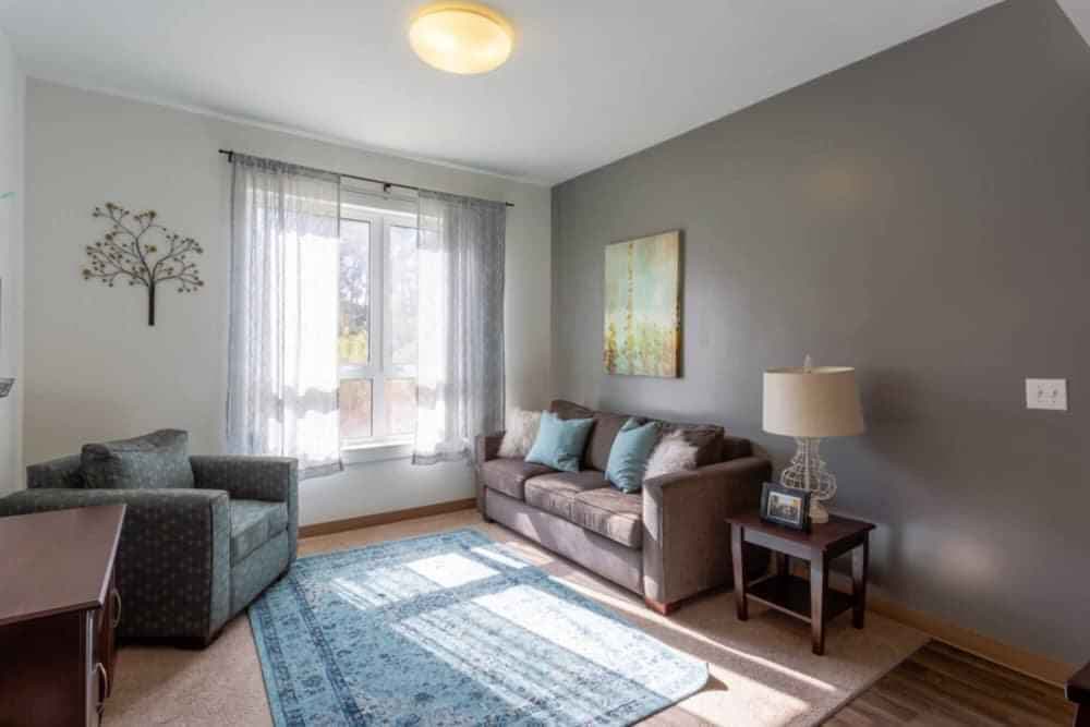 Private Room - Henderson Platinum - Image 2