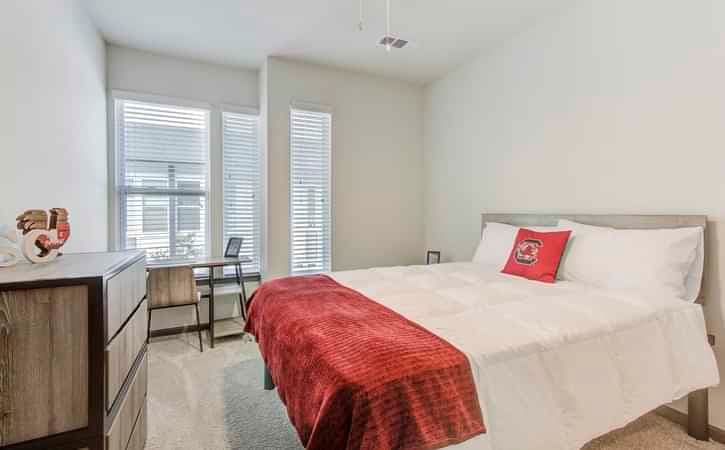 Private Room (3 Bed - 3.5 Bath) - Image 2
