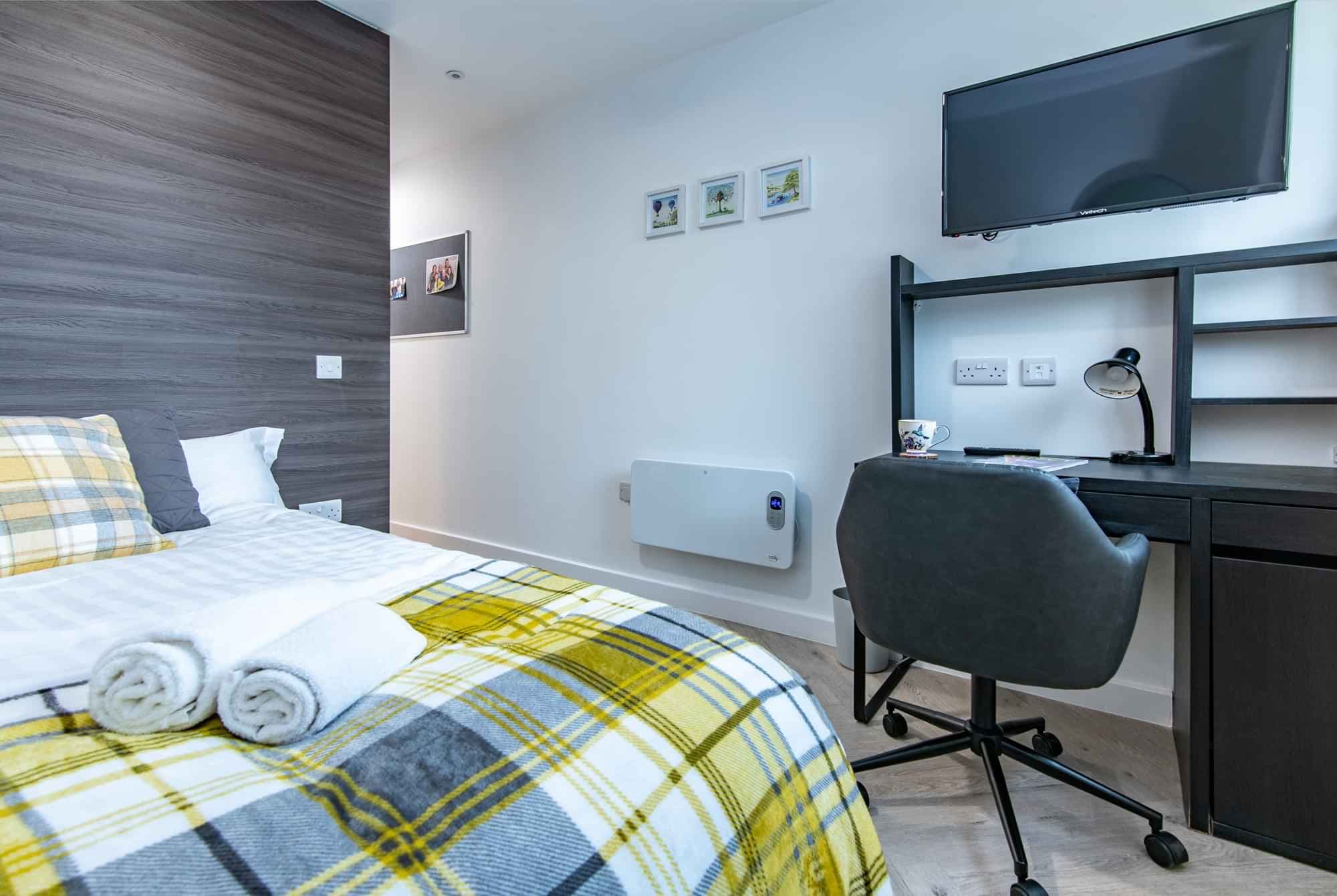 The Clusters - Image 5