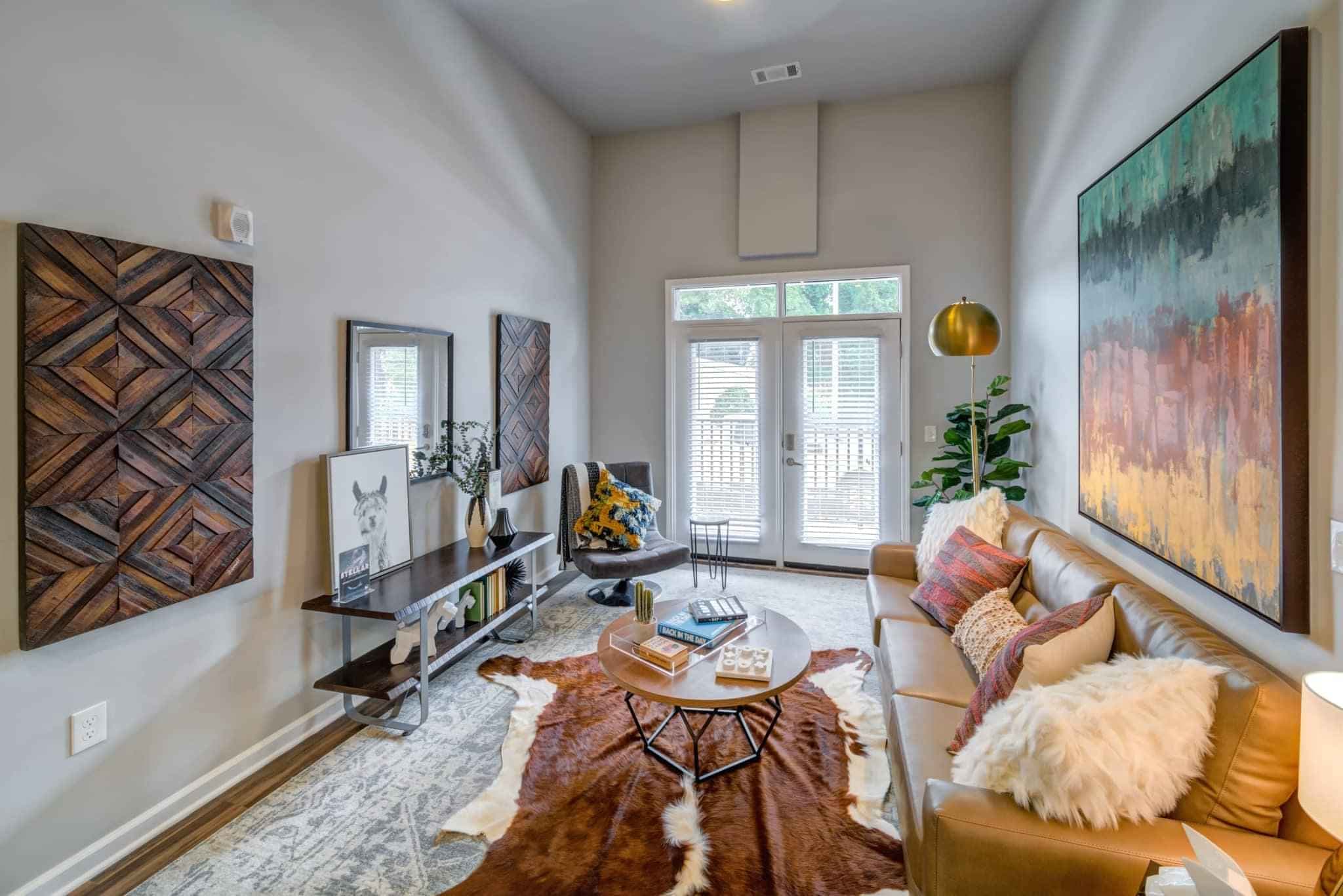 Private Room - Axis (3 Bed - 3 Bath) - Image 4