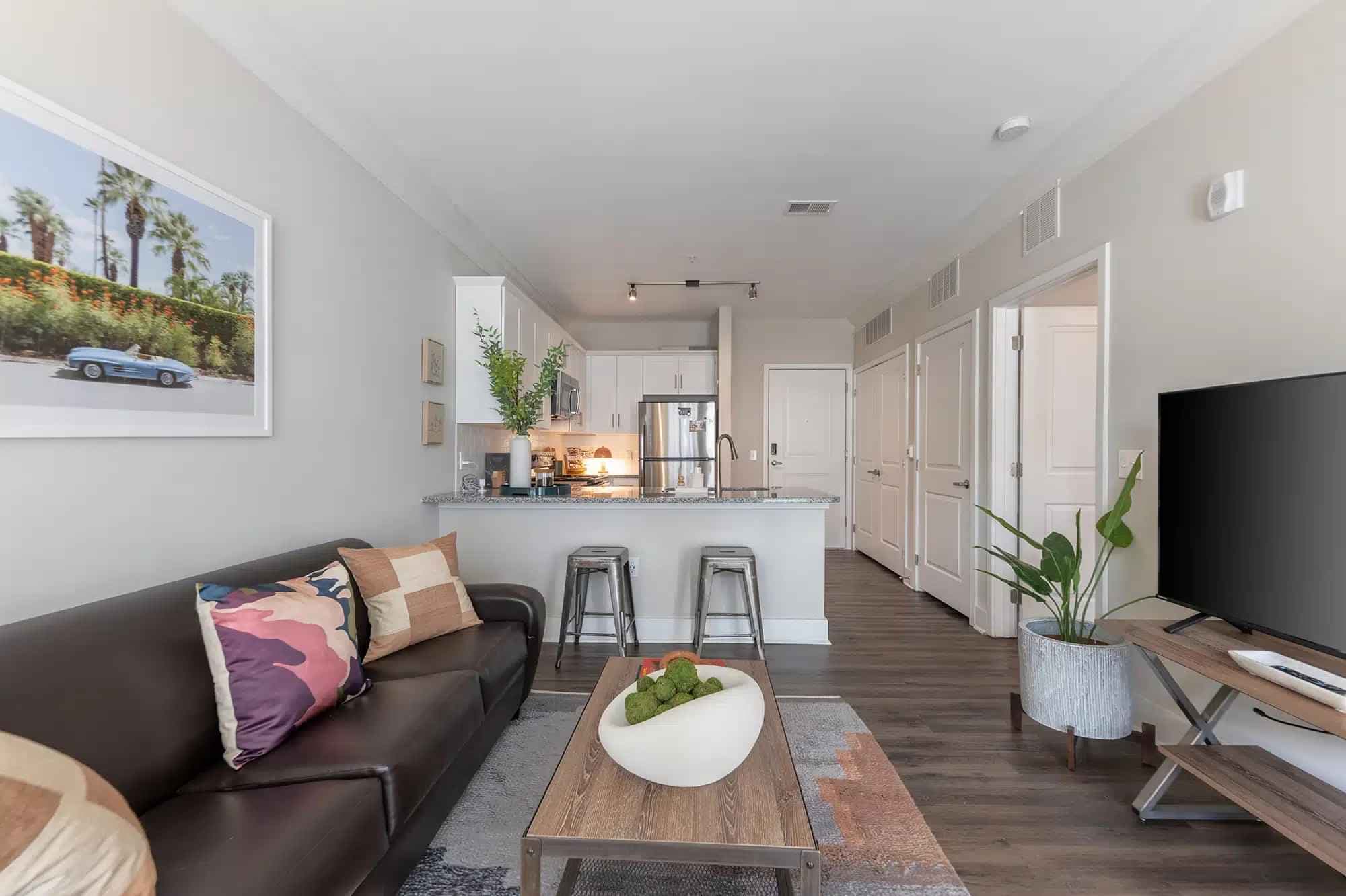 Private Room - C1 (3 Bed - 3 Bath) - Image 3