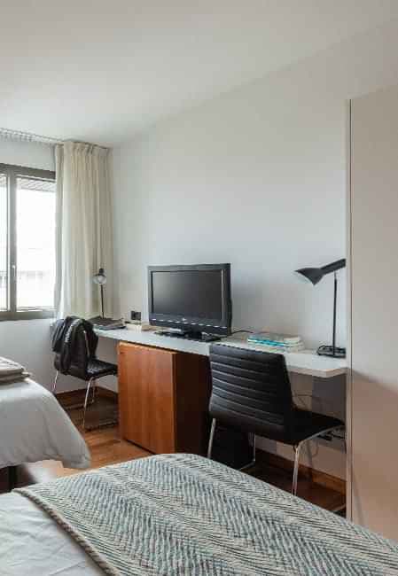 Double Room - Image 2