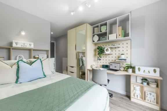 4 Bed Standard Ensuite - Image 1