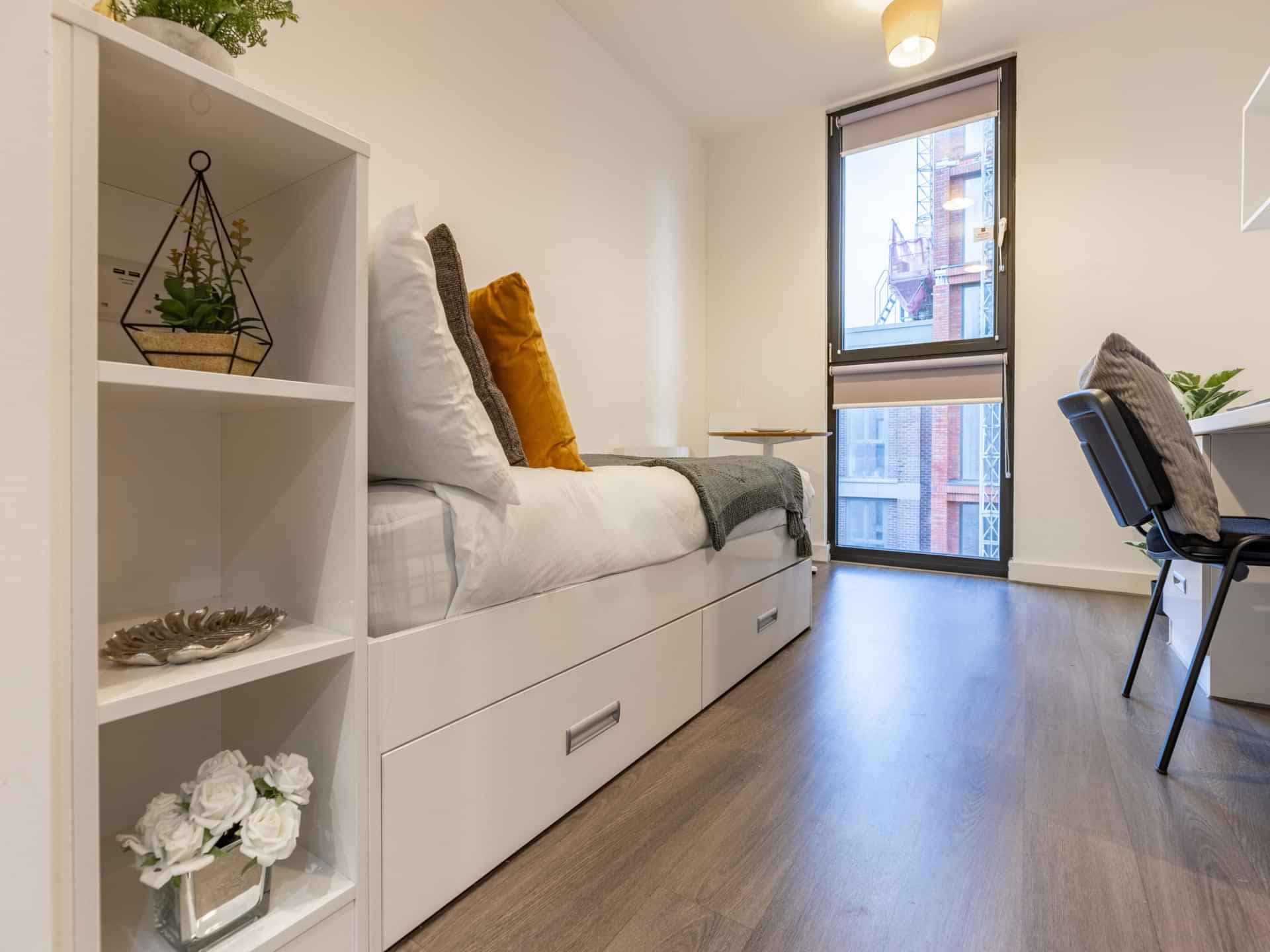 Premium Plus Studio - Image 3