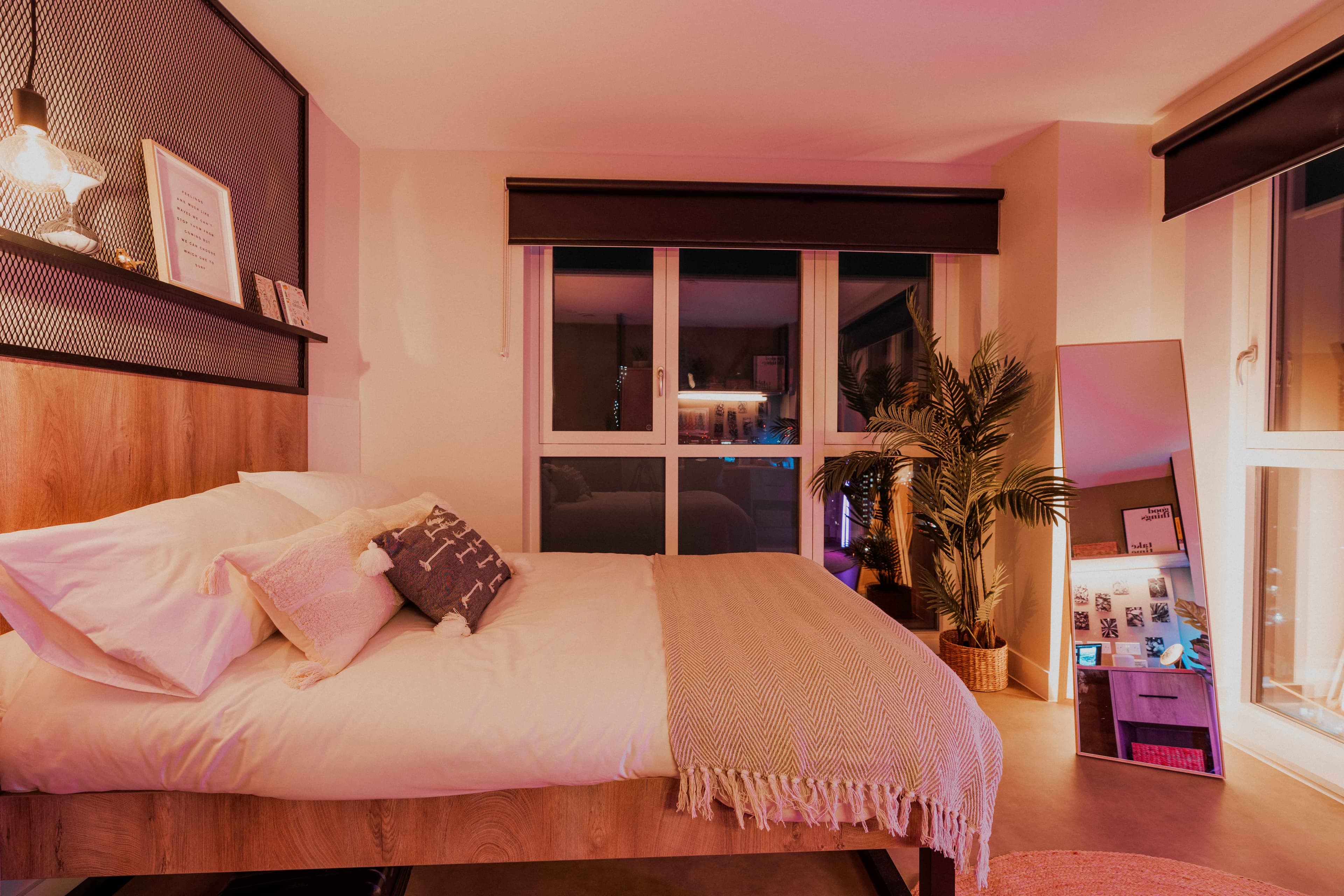 Superior Ensuite - Image 2