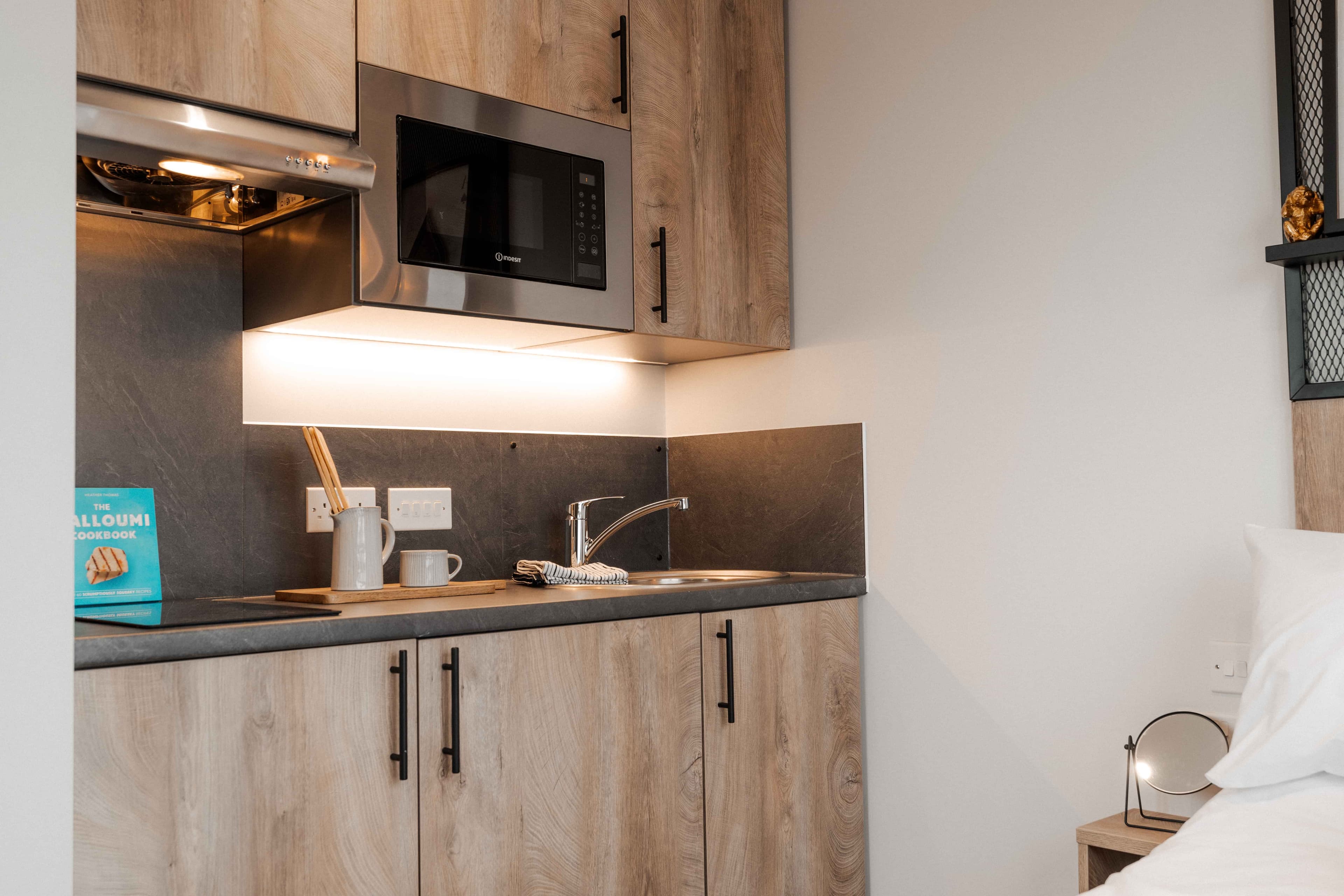 Ultimate Studio - Image 17