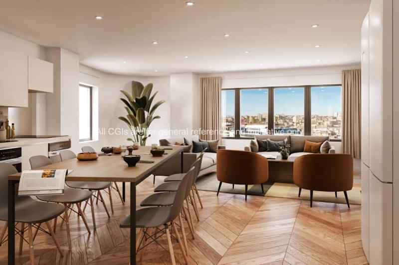 Premium Plus Ensuite - Image 2