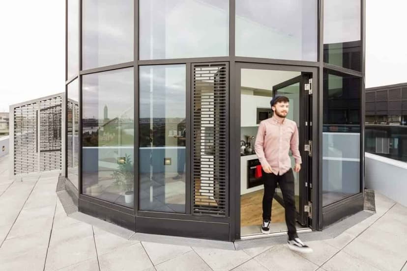 Penthouse Studio 1 - Image 3