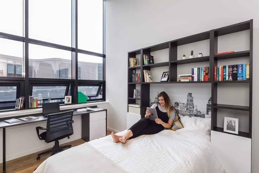 Penthouse Studio 1 - Image 1