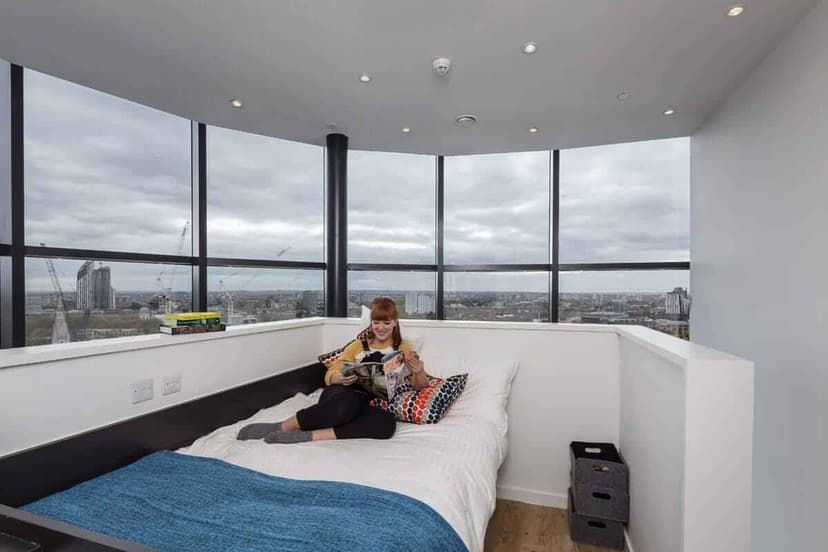 Penthouse Studio 1 - Image 10