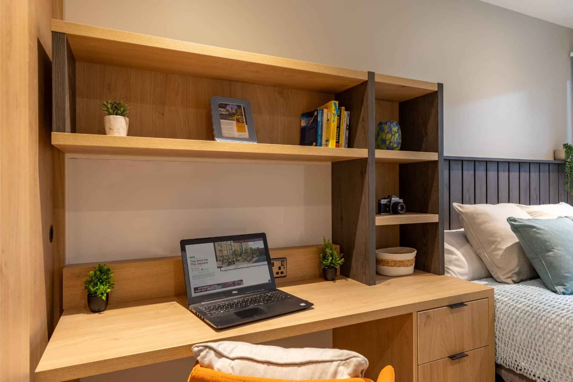 Deluxe Ensuite - Image 2