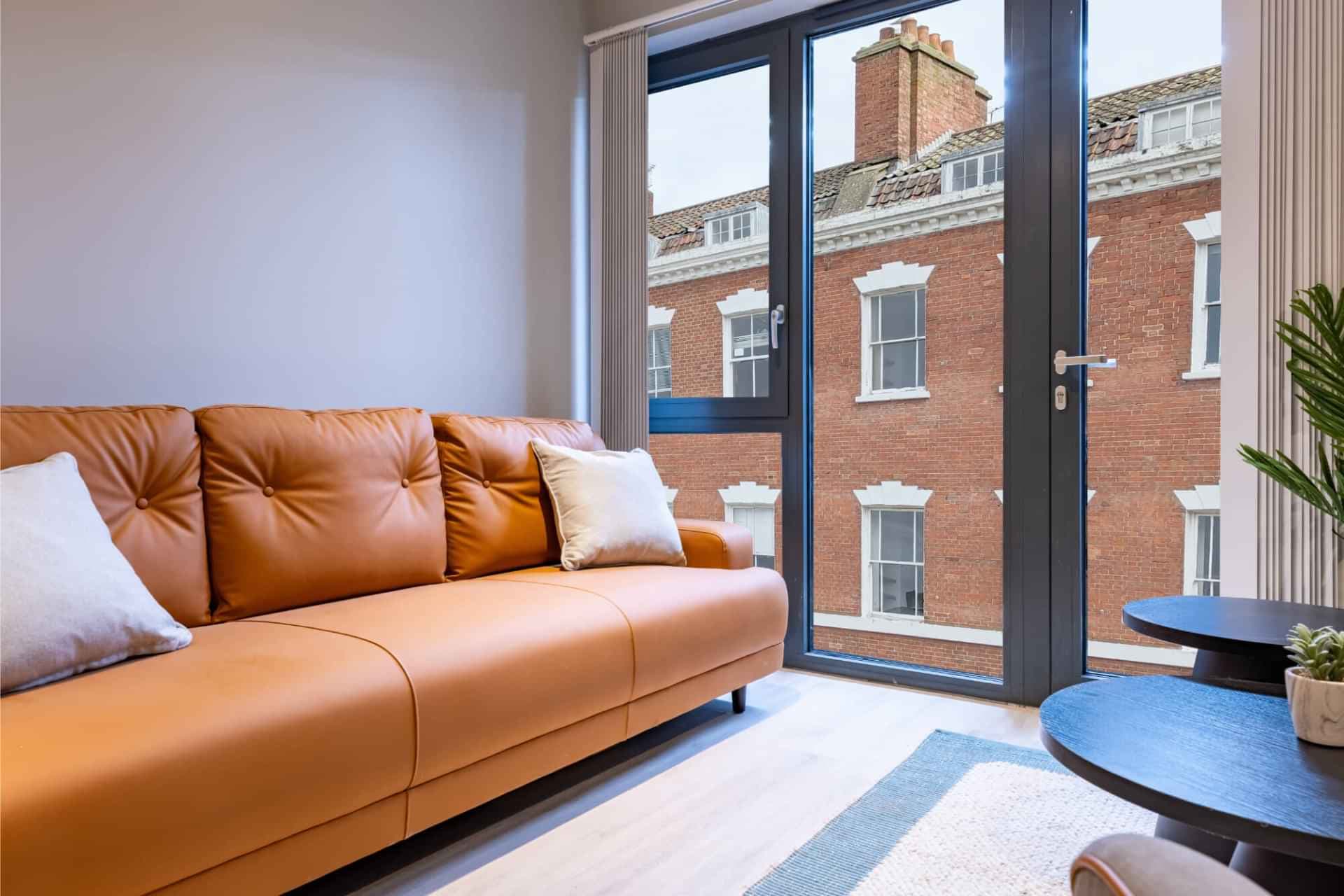 Deluxe Ensuite - Image 4