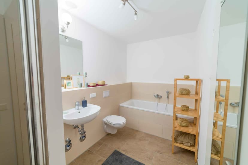 Private Room (16 Sqm) - Image 2