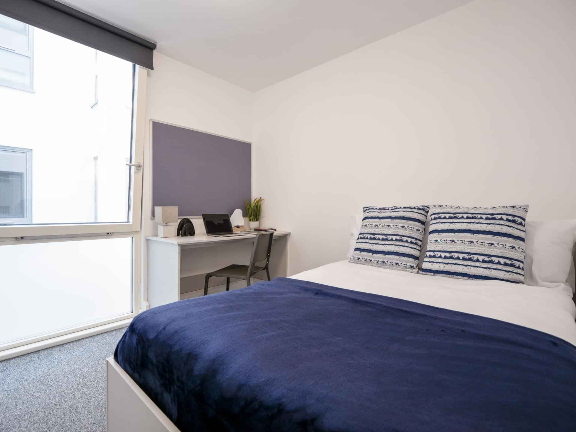 Bronze Ensuite - Image 1