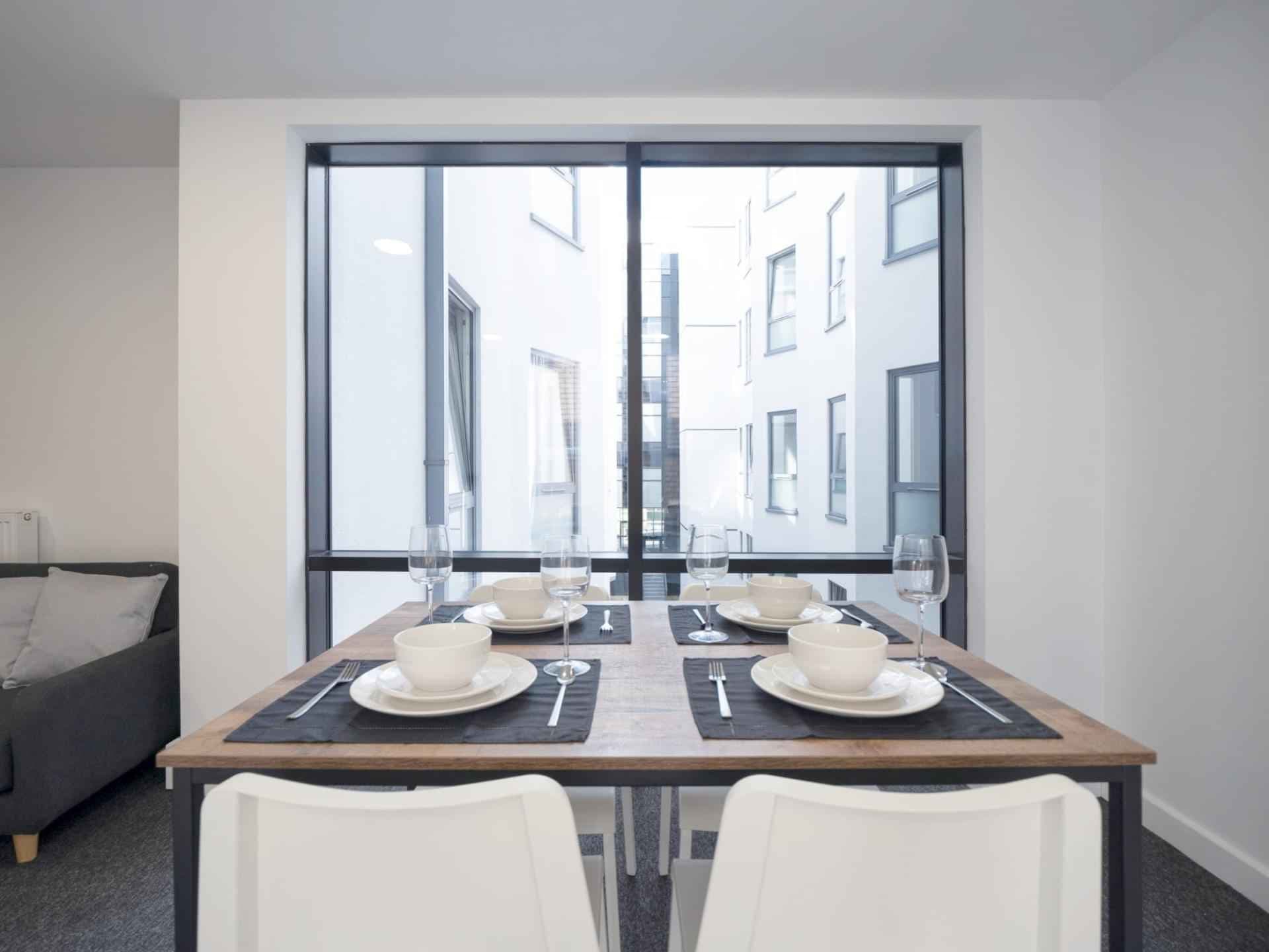 Gold Ensuite - Image 4