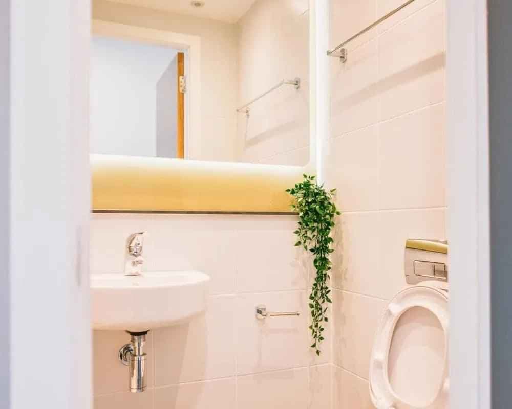 Premium En-suite - Image 5