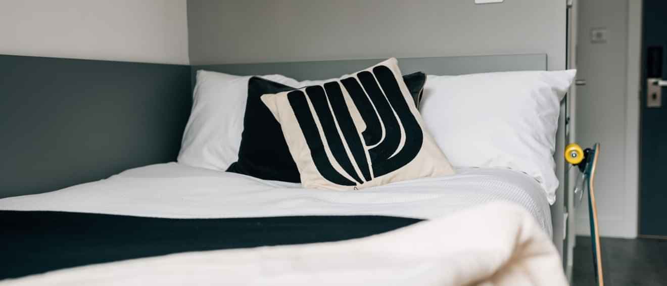 Premium Plus En-suite - Image 5