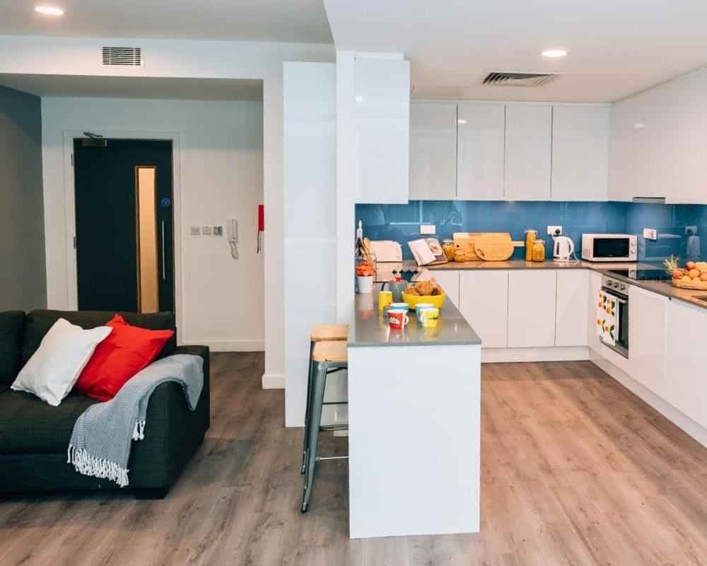 Deluxe En-suite - Image 2