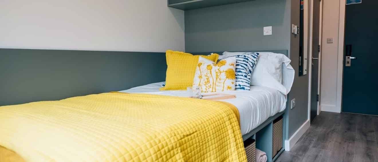 Deluxe En-suite - Image 1