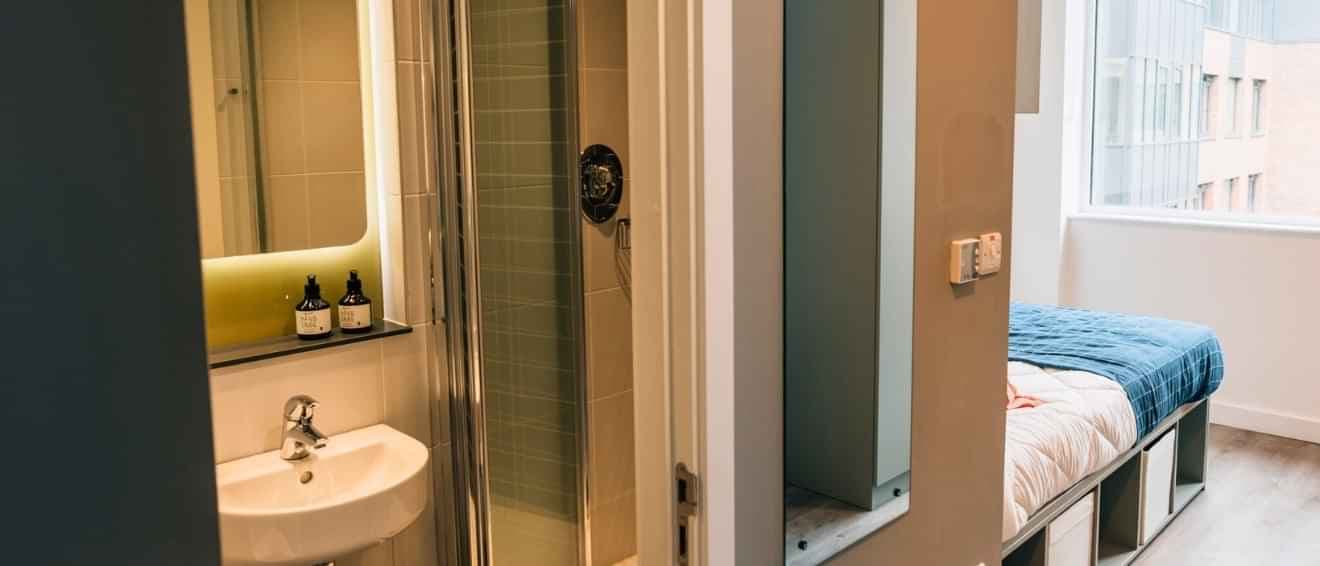 Superior En-suite - Image 10