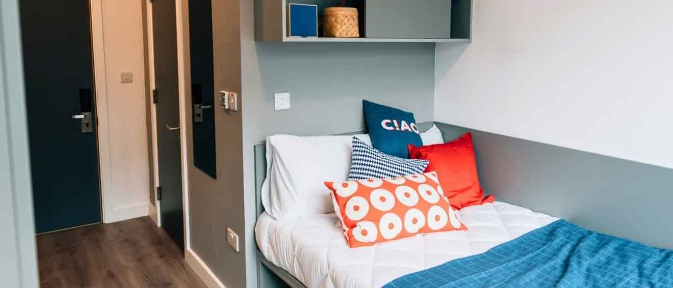 Superior En-suite - Image 1