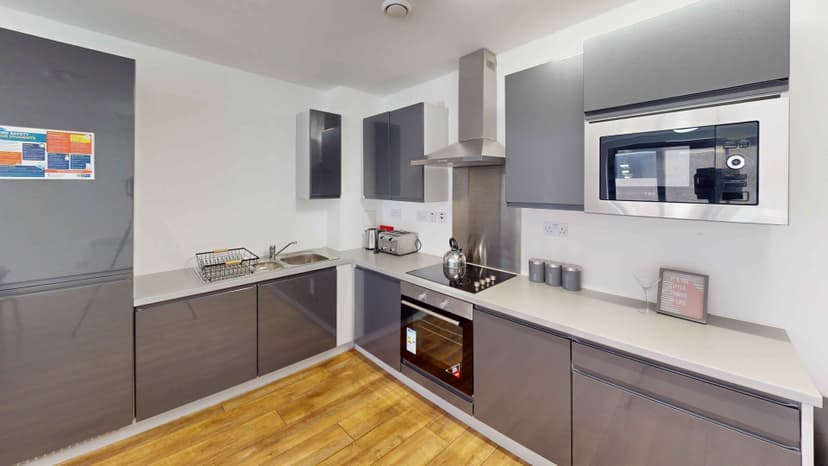 Classic Ensuite - Image 8