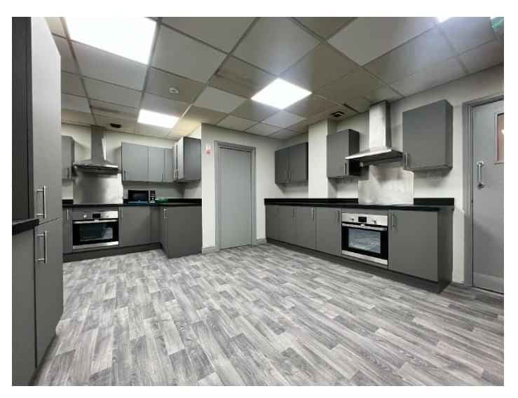 Single Ensuite - Image 1