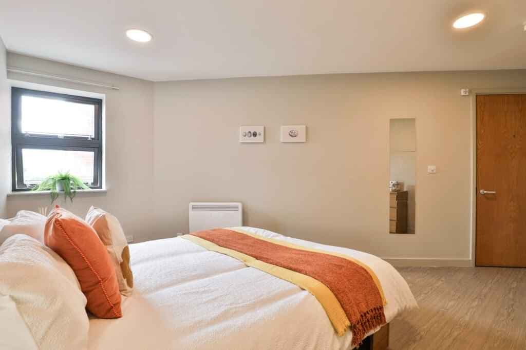 1 Bed Apartment - Image 3