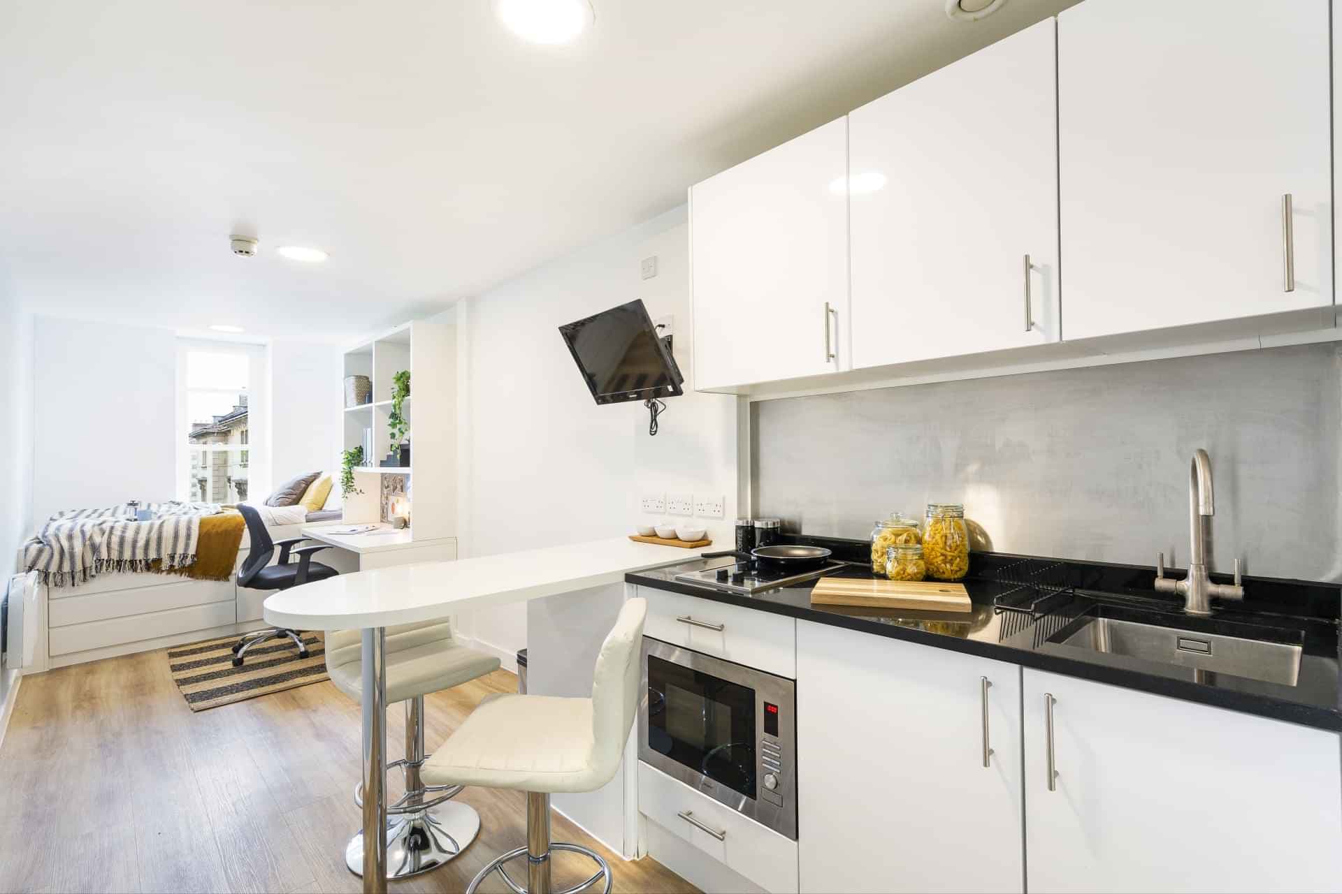 Standard Studio - Image 8