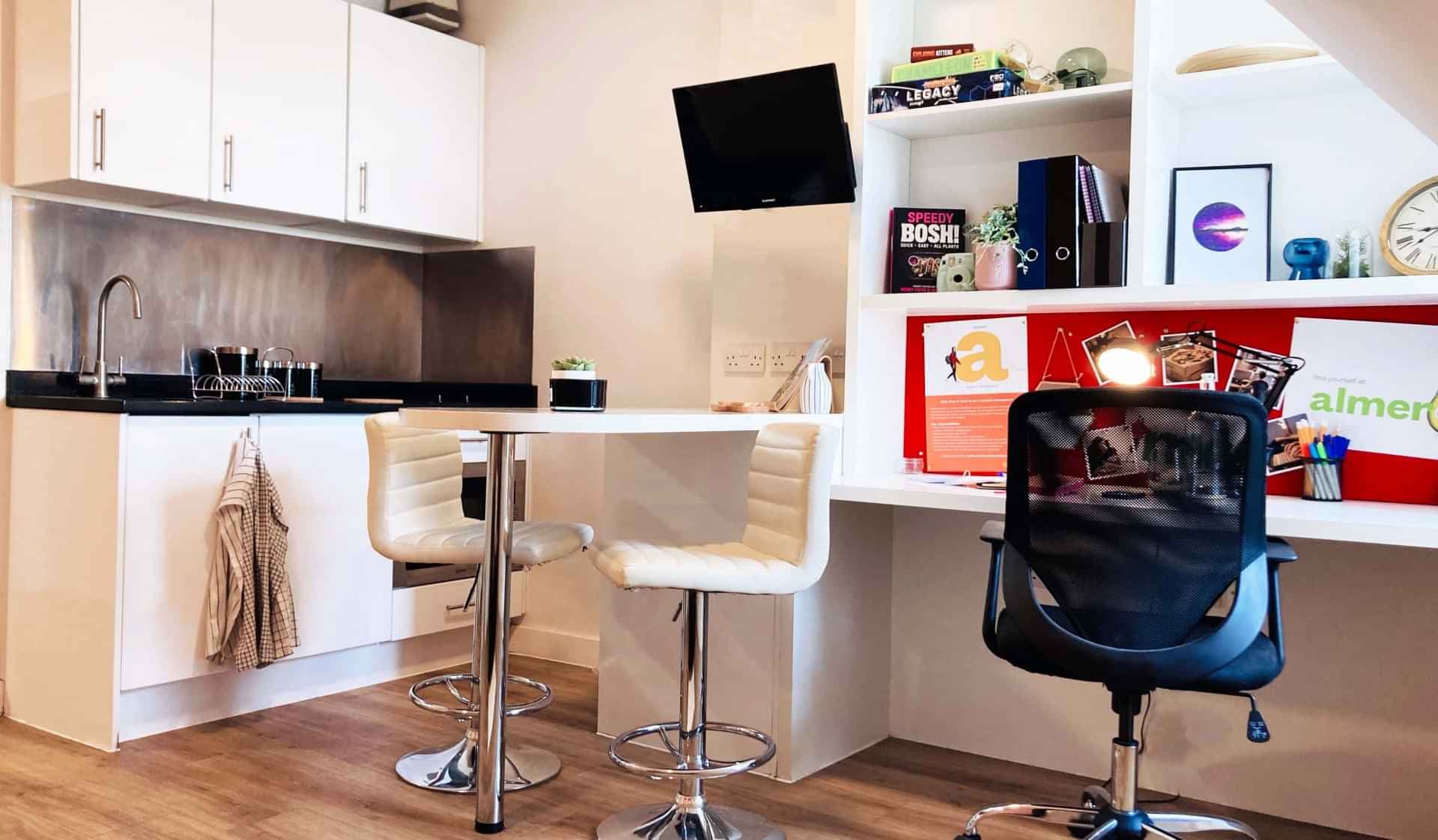 Standard Plus Studio - Image 8