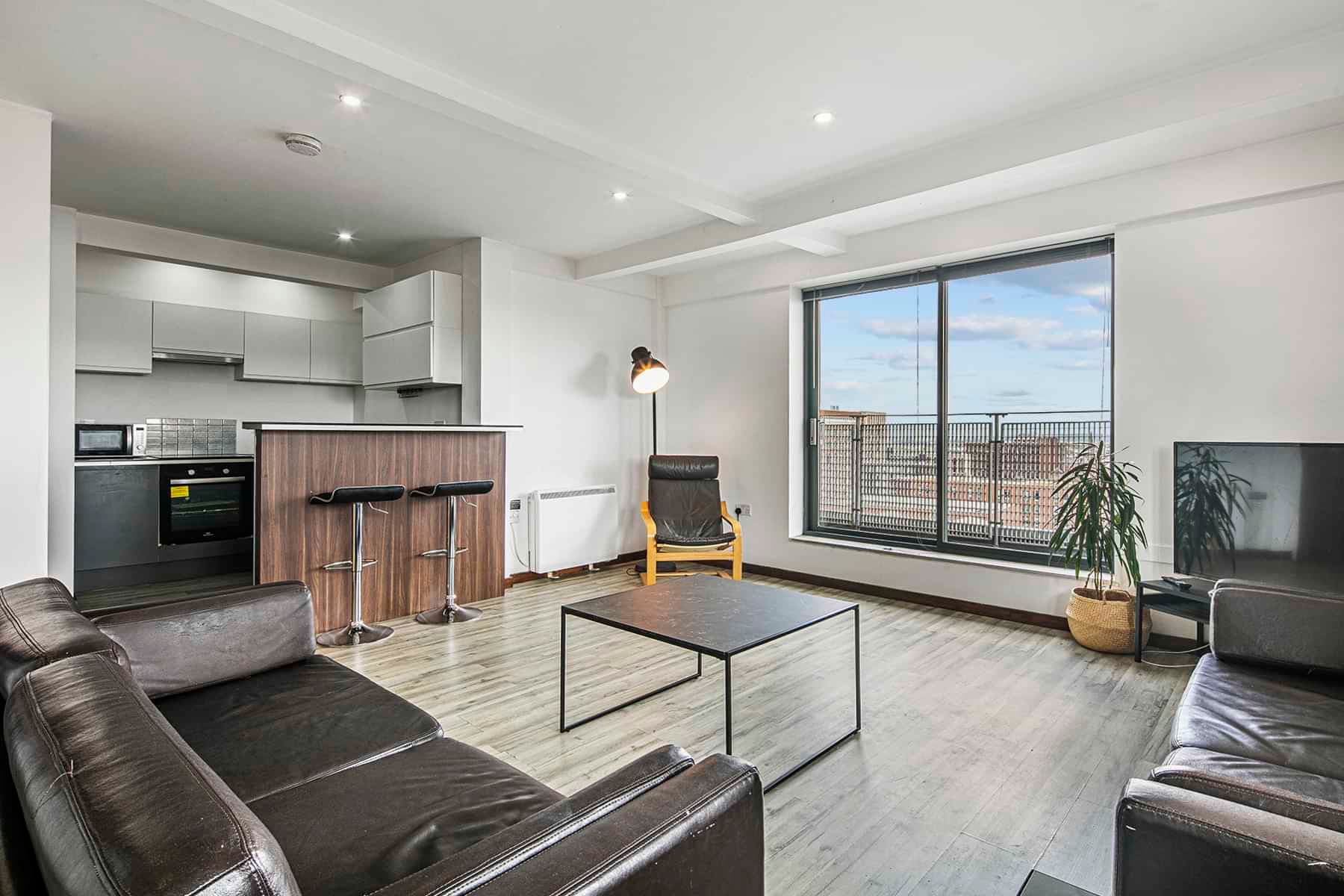 7 Bed Penthouse - Image 2