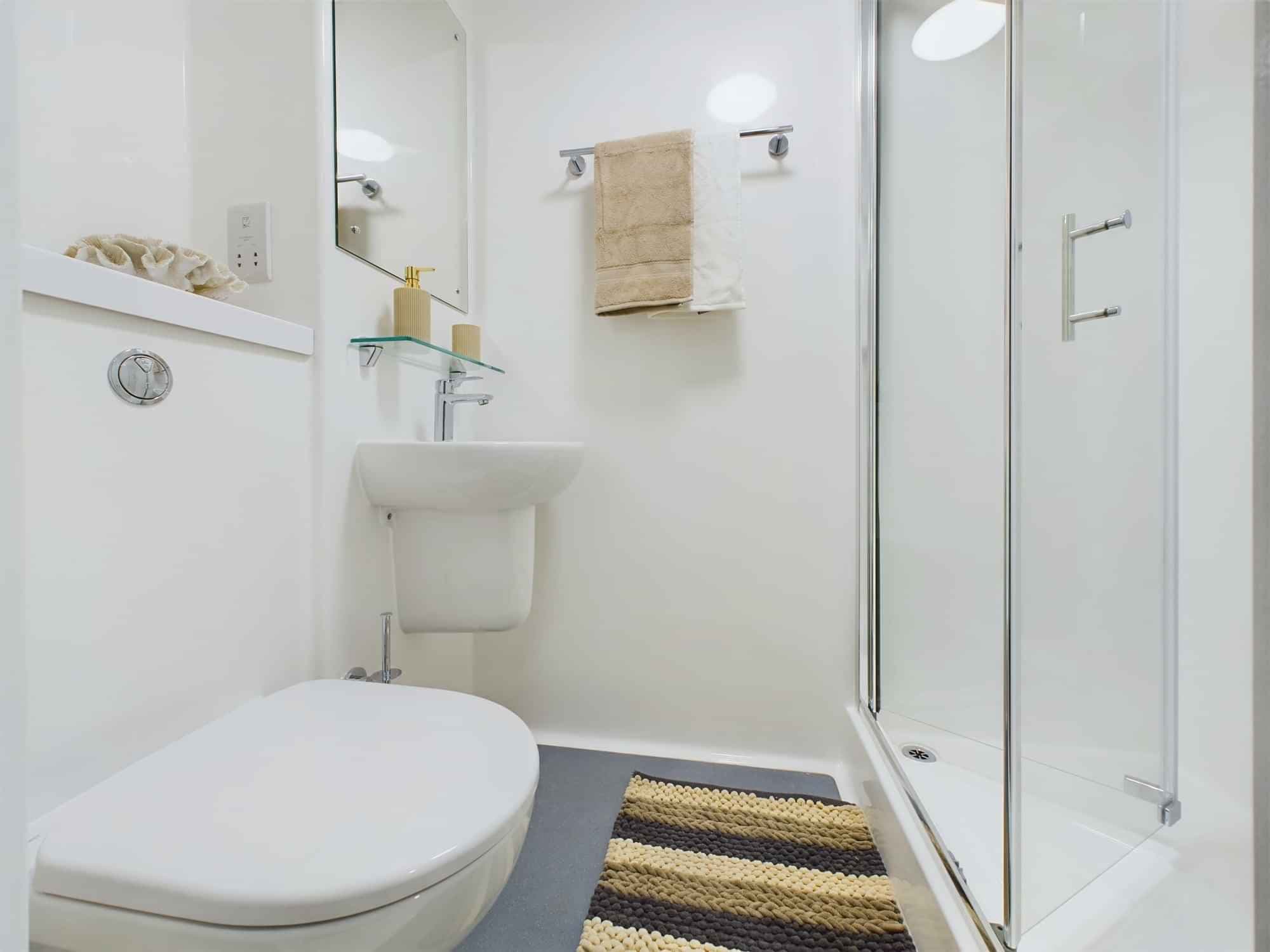 Premium Plus Studio - Image 2