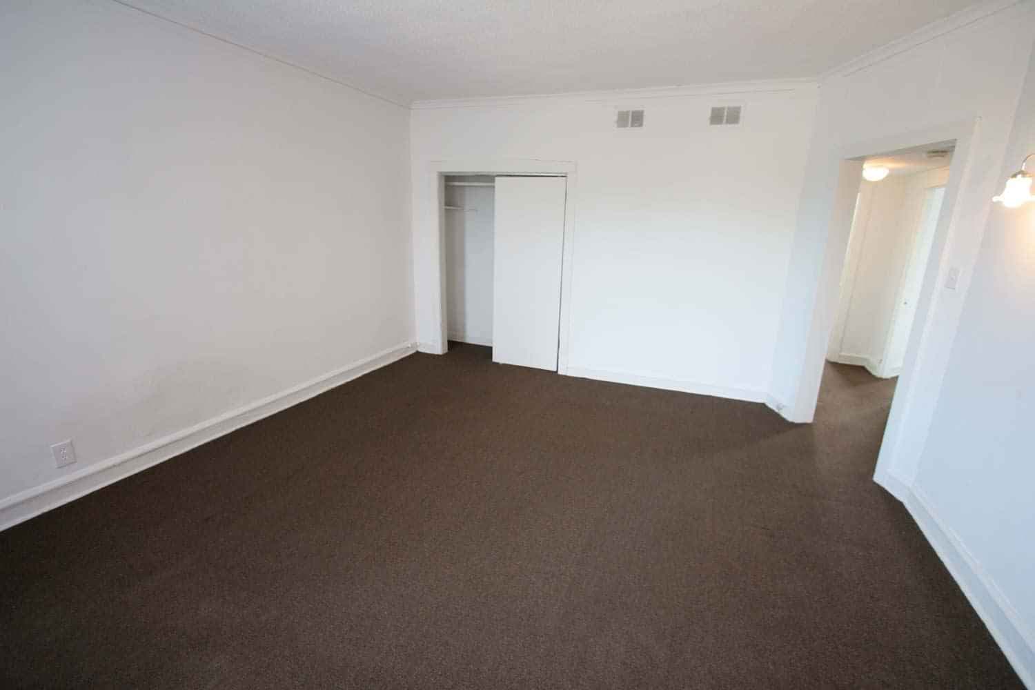 3 Bed - 1 Bath - Image 2