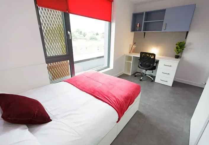 Silver Studio - Image 10