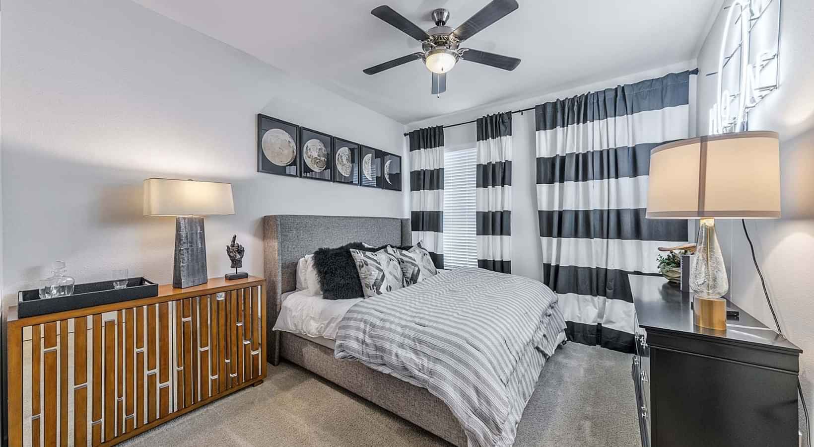 Axis 110, Richardson - 1