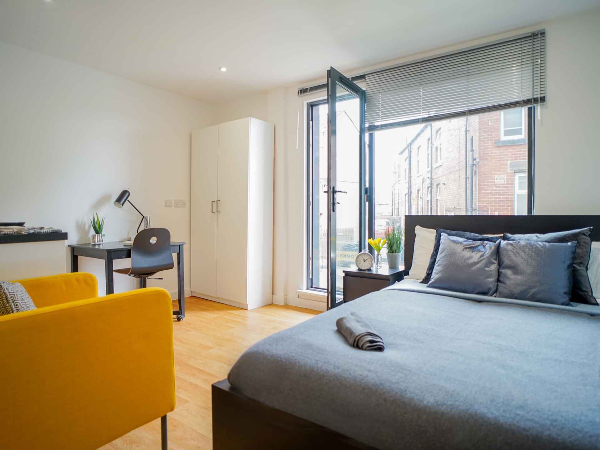 Premier Studio With Balcony